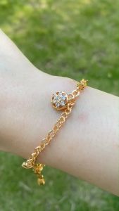 Y563【COD】Gelang Korea Fashion Love Heart Wanita Fashion Hias Berlian Imitasi Bangle Liar