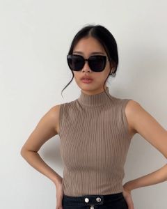 Sweetenia - Odelia Sleeveless O-Neck