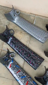 LEKSIL TENGAH FIZR CARBON COVER BODY TENGAH FIZR VEGA R LAMA CARBON GLOSSY