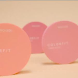 Wardah Colorfit Cream Blush - Formula ringan dan teksturnya creamy