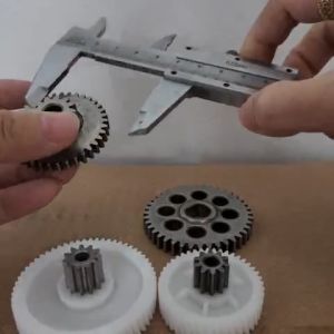 Bánh răng nhựa và sắt các kích cỡ máy ép chậm SAVTM - JE31 JE32 JE25 JE35