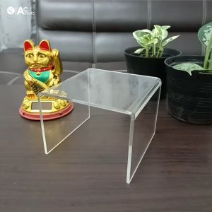 ชั้นวางโมเดล ชั้นอะคริลิคใส ทรง U ขนาด ก10xย10xส8cm.  หนา 3 มิล (S2)