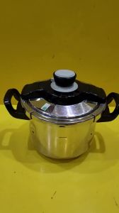 Nồi áp suất nội địa Nhật T-fal 6L (mã 90) Dùng được bếp từ_Hàng nội địa Nhật đã qua sử dụng