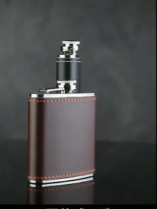 Botol Bir Hip Flask Stainless Steel Leather 7 Oz with Shot Glass