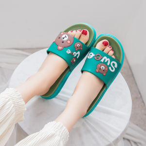 รองเท้าแตะเด็กผู้ชายและผู้หญิงในร่ม กันลื่น ดีไซน์การ์ตูน รองเท้าแตะแบบสวมสำหรับใช้ในบ้าน ฤดูร้อน สำหรับผู้หญิงและเด็ก รองเท้าแตะพื้นยาง PVC