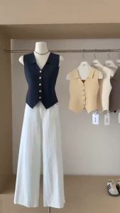 🎀 SIS Retro V-neck Knitted Vest For Women Summer Turn-down Collar Sleeveless Vest Slim Fitting Short Top