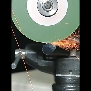 4นิ้ว ใบตัดเหล็ก ใบตัดเหล็กสเตนเลส ใบตัดบาง ตัดสเตนเลส ใบตัดเครื่องเจียรไฟฟ้า ใบล้อเจียรแบบบางพิเศษ  (107 mm) 1.2มิล ตัดไว ทนทาน