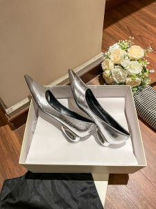METALLIC Chunky Heel รองเท้าเดี่ยวสําหรับผู้หญิงเปิดนิ้วเท้า สไตล์ฝรั่งเศส ปั๊ม สีดำ เรียบหรู รองเท้าส้นสูงส้นต่ํา ทันสมัย