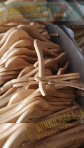 Hanger Kayu Jepit Natural Dewasa Palang Gantungan Baju