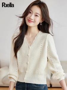 puella | Áo Thun Ren Hổng Cổ V