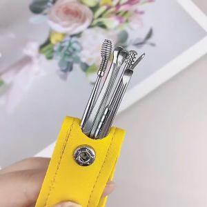 ชุดไม้แคะหู แบบพกพา สแตนเลส 6 ชิ้น | สำหรับทำความสะอาดหู