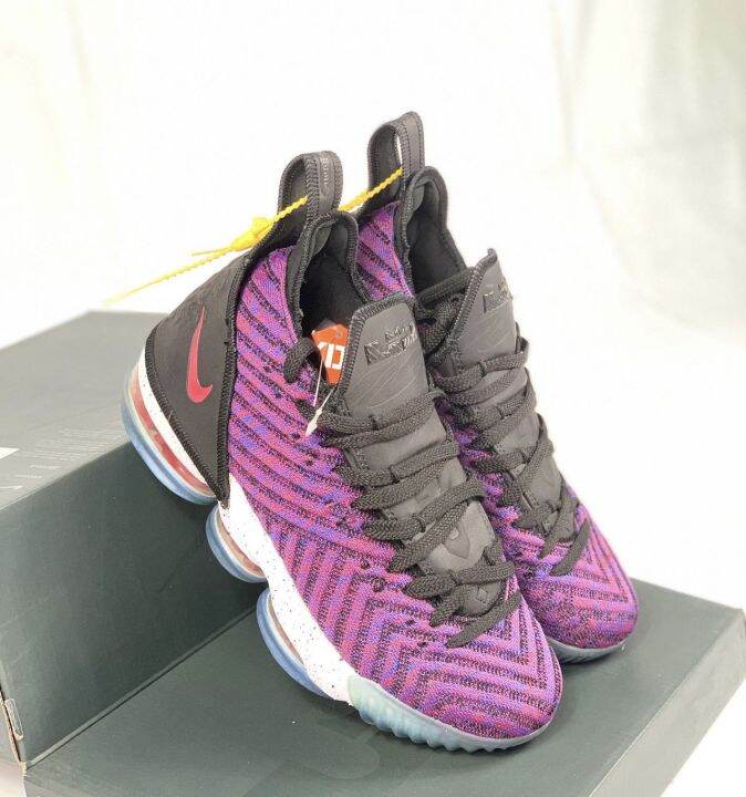 Sepatu basket store lebron james