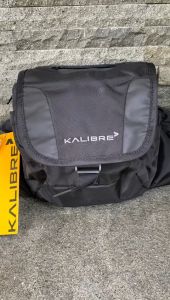 Tas Selempang Kalibre Althea & Tas Pinggang Waist Bag: Desain Stylish untuk Pria