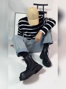 2023 Men's Korean Martin Boots School Black Leather Shoes Mid Top Thick Sole Fashion Chelsea Boots