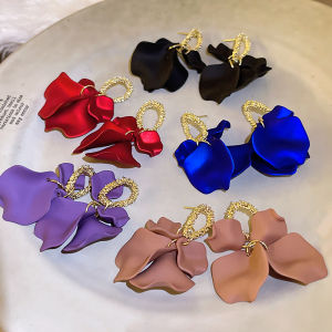 Colorful Petal Earrings for Women Retro Fashion Soldi Color Flower Dangle Earrings Fashionluxury Designer Jewelry Date Nights A