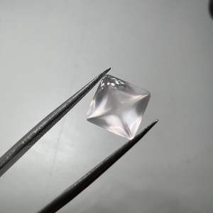 2500-ĐÁ THẠCH ANH HỒNG CÓ SAO NHẸ ( THIÊN NHIÊN ) KHÔNG XỬ LÝ.