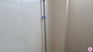 Wall Mounted Mop Broom Holder Pelekat Dinding Mop Penyapu for Kitchen Bathroom Mop Hook Punch Mop Holder Toilet Pelekat Dinding Mop