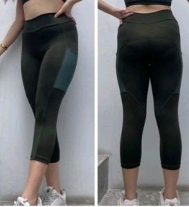 Legging Saku 3/4  untuk senam gym fitness zumba