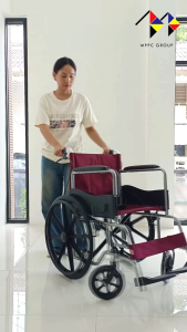 mppc รถเข็นผู้ป่วยเบาะผ้าสีแดง (ล้อแม็ก) วีลแชร์ วัสดุเหล็กชุบ พับได้ พร้อมเบรคมือและเบรคที่ล้อ 💢 รับประกัน 1 ปีเต็ม 💢