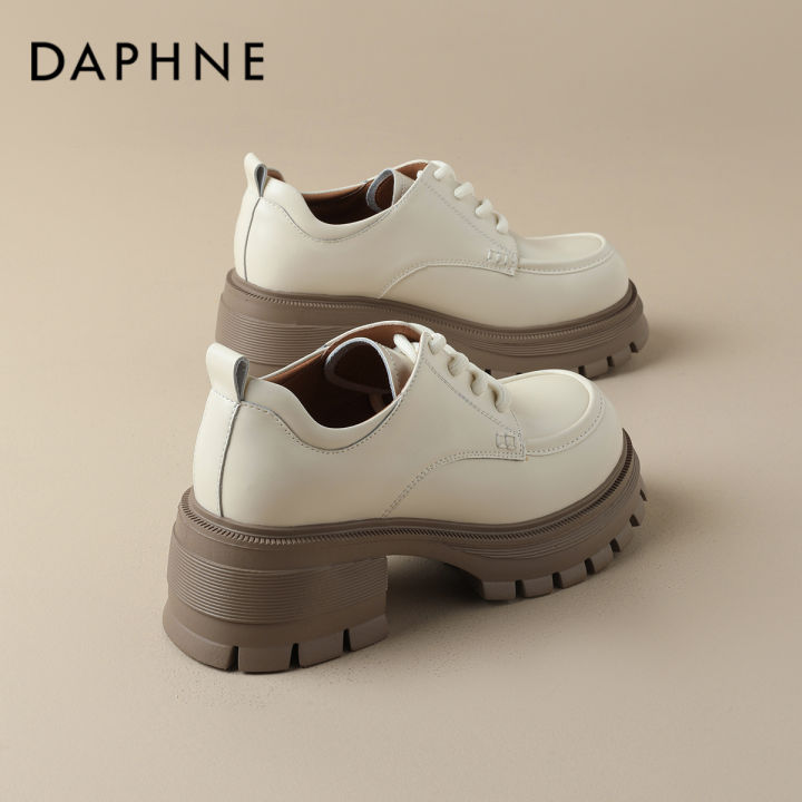 Daphne | รองเท้าลำลองสวมใส่ง่ายส้นสูงสีขาว | Lazada.co.th