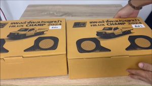 แผงลำโพงประตูหน้าสำหรับ TOYOTA HILUX CHAMP 2024 สีดำและสีส้ม