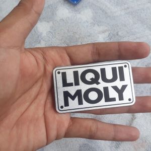 Emblem Hugger LIQUI MOLY bahan aluminium sudah ada perekatnya