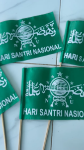 BENDERA TANGAN HARI SANTRI NASIONAL / BENDERA NU HARI SANTRI NASIONAL BONUS STIK BAMBU MURAH