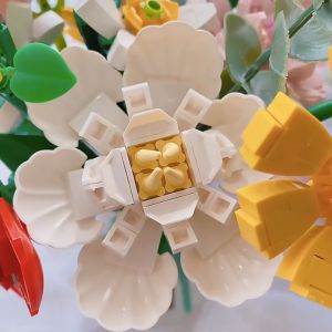 现货✨积木花束 Flower Bouquet Creative Building Blocks DIY Rose/Sunflower Flower Bouquet Gift for Girls Creative Toys for Kids