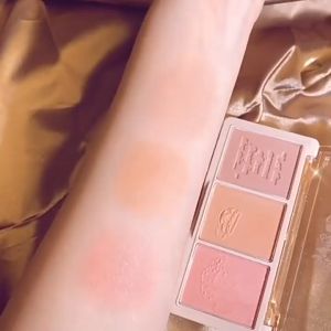 HOLD LIVE Secret Garden Blush Palette Holdlive 秘境花园三色腮红眼影