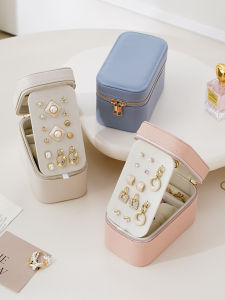 กล่องเก็บเครื่องประดับแบบพกพาขนาดเล็ก กล่องใส่ต่างหูแหวน เครื่องประดับสำหรับเดินทาง กล่องเก็บของแบบพกพา กล่องเก็บของแบบมินิ