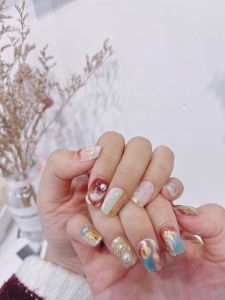 Angelica Handmade Gradient Color Nail Patches White Enhancing Fake Nails Maternity Friendly Normal Specification