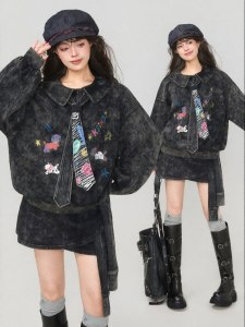 KEIKO | Áo Hoodie In Graffiti Phong Cách Ngọt Ngào Độc Đáo Cổ Áo Búp Bê Vintage