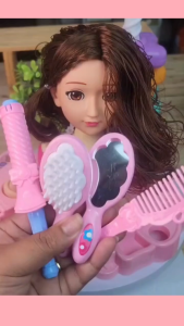 โปรดอ่านรายละเอียดสินค้า ชุดตุ๊กตาแต่งตัวทำผมเจ้าหญิงน้อย พร้อมอุปกรณ์เสริมสวยครบเซ็ต