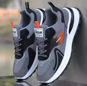 PROMO sepatu sneacker pria model terbaru ukuran 38-43 kode QRUN
