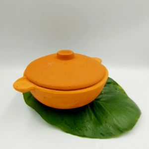 Chảo đất (nung) có quai bao gồm 2 kích thước 13cm và 15cm