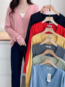 Plus Size Spring and Autumn Korean Style New Fashion Knitwear Plus Size Ladies Stylish V Neck Basic Style Pure Color Sweater Cardigan