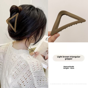 Charming Amoy Original Design Rough Texture Hair Claw Large Shark Clip Hair Accessories for Women Fashionable Hairpin