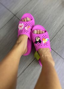 Dép tổ ong size 31-38( kèm 4 sticker ngẫu nhiên) chất liệu EVA thân thiện môi trường siêu bền siêu đẹp.(Lùi size khi đặt hàng)