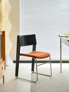 McGu Retro Dining Chair Back Chair Makeup Chair Luxury Light Coffee Shop Designer Home Use Wooden Frame Velvet Seat Soft Padded