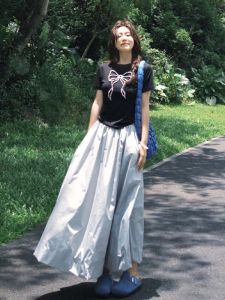 XIAOQIAOJIA | Áo thun nữ tay ngắn thêu nút thắt bướm dáng ôm vừa vặn thời trang mùa hè phong cách Hàn Quốc Áo thun cổ tròn thường ngày