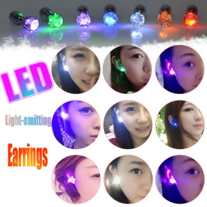 1pcs LED Light-emitting Earrings Korean Ins Colorful Flash Zircon Earrings for Bar Ktv Party Couple Light-emitting Jewelry