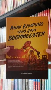 Buku Novel Anak Kampung yang Jadi Boormeester