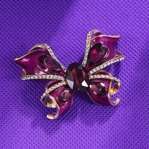 Elegant Butterfly Brooch Pin Womens Unique Design Insect Suit Coat Accessory High-End Evening Gown Chest Flower Jewelry