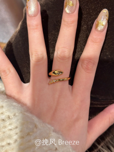 S925 Sterling Silver Golden Embedded Spirit Snake Ring Vintage Chinese Zodiac Year of the Snake Gift Ring Fashionable Jewelry