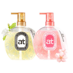 Walch | Long-lasting Fragrance Silky Skin Aromatic Petal Shower Gel