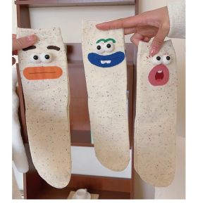 ถุงเท้าปากไส้กรอกลายการ์ตูนสำหรับผู้หญิงถุงเท้ามีตาขนาดใหญ่สำหรับฤดูใบไม้ร่วงฤดูหนาวถุงเท้าสำหรับใส่นอนฤดูหนาวที่อบอุ่นข้นเด็กผู้หญิง