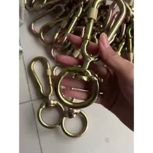 Móc chống soắn cho trâu bò chó béc giê chất liệu thép không rỉ Có sẵn trong các kích cỡ khác nhau - BEAU4