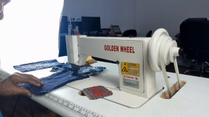 Golden Wheel Handle Operating Chain-Stitch Embroidery Machine CS-530-2
