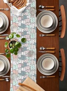 Animal Cat Pattern Table Runner Durable & Wear-Resistant Daily & Holiday Family Banquet Table Decor