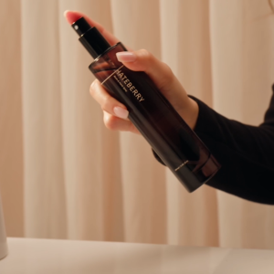 HATEBERRY SCENT สเปรย์ใช้สำหรับห้องและผ้า กลิ่น Sea & Cypress Sound ขนาด 100 มล.